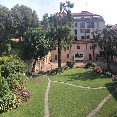 Residence In Centro Mantova Bagian luar foto
