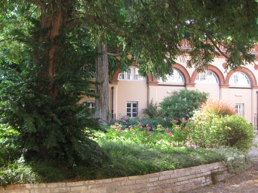 Residence In Centro Mantova Bagian luar foto