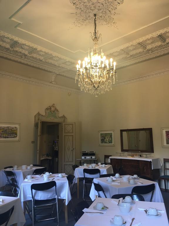 Residence In Centro Mantova Bagian luar foto