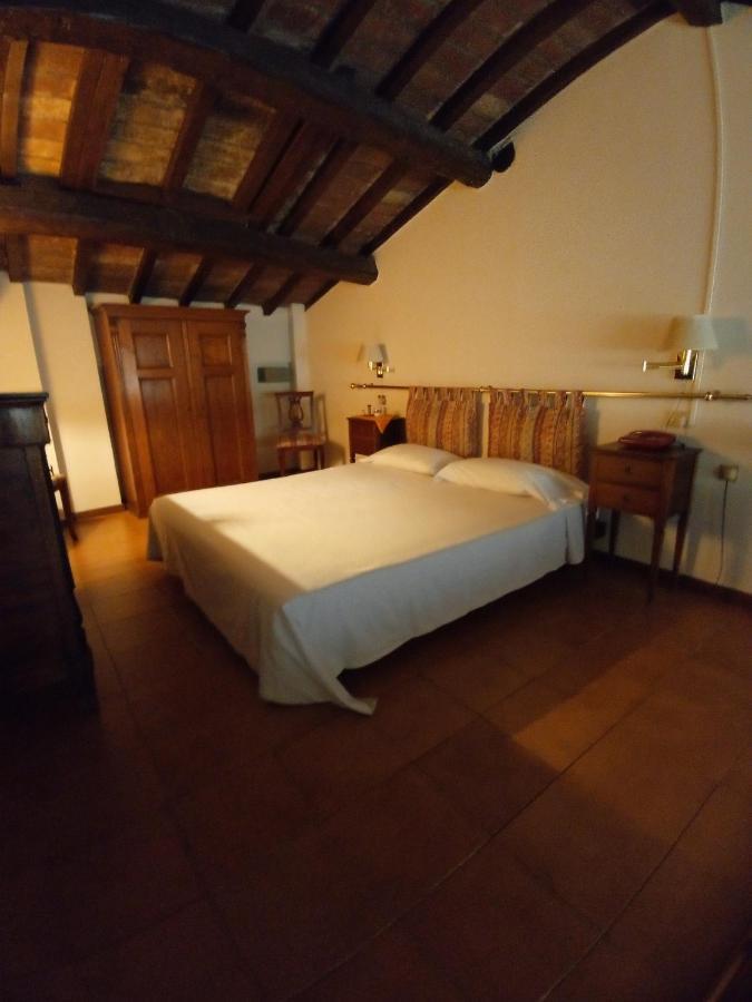 Residence In Centro Mantova Bagian luar foto